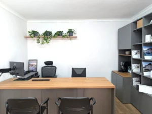 Biuro Domykamy wewnatrz galeria